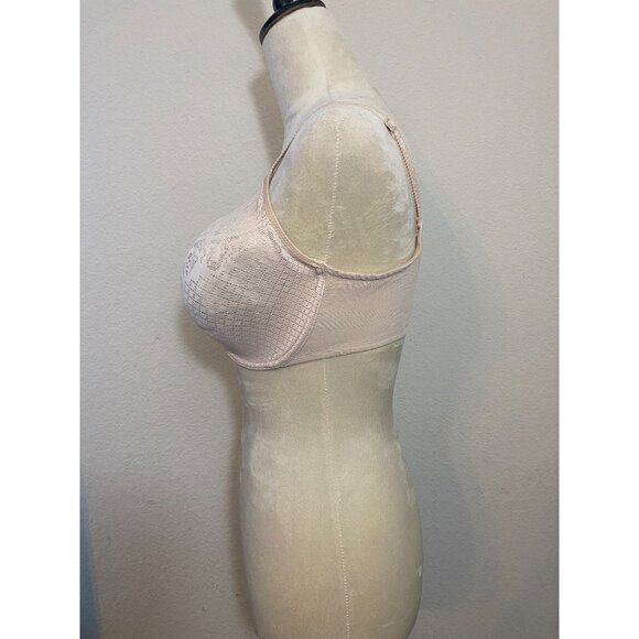 Louisa Bracq Paris Women's Underwire Blush Pink Lace Bra Size 32 H - Picture 4 of 7